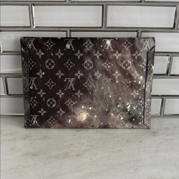 Louis Vuitton Monogram Eclipse galaxy rare clutch Bag large kirigami pochette - Picture 2 of 8